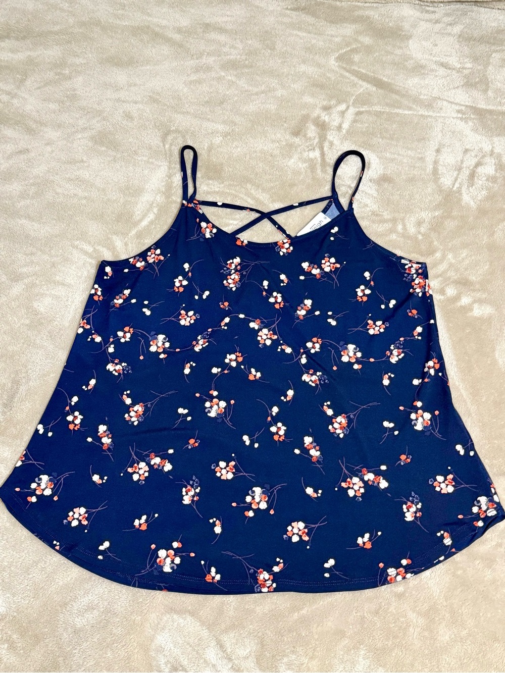 Kaileigh Navy Floral Strappy Cami Tank Top Crisscross Size Medium